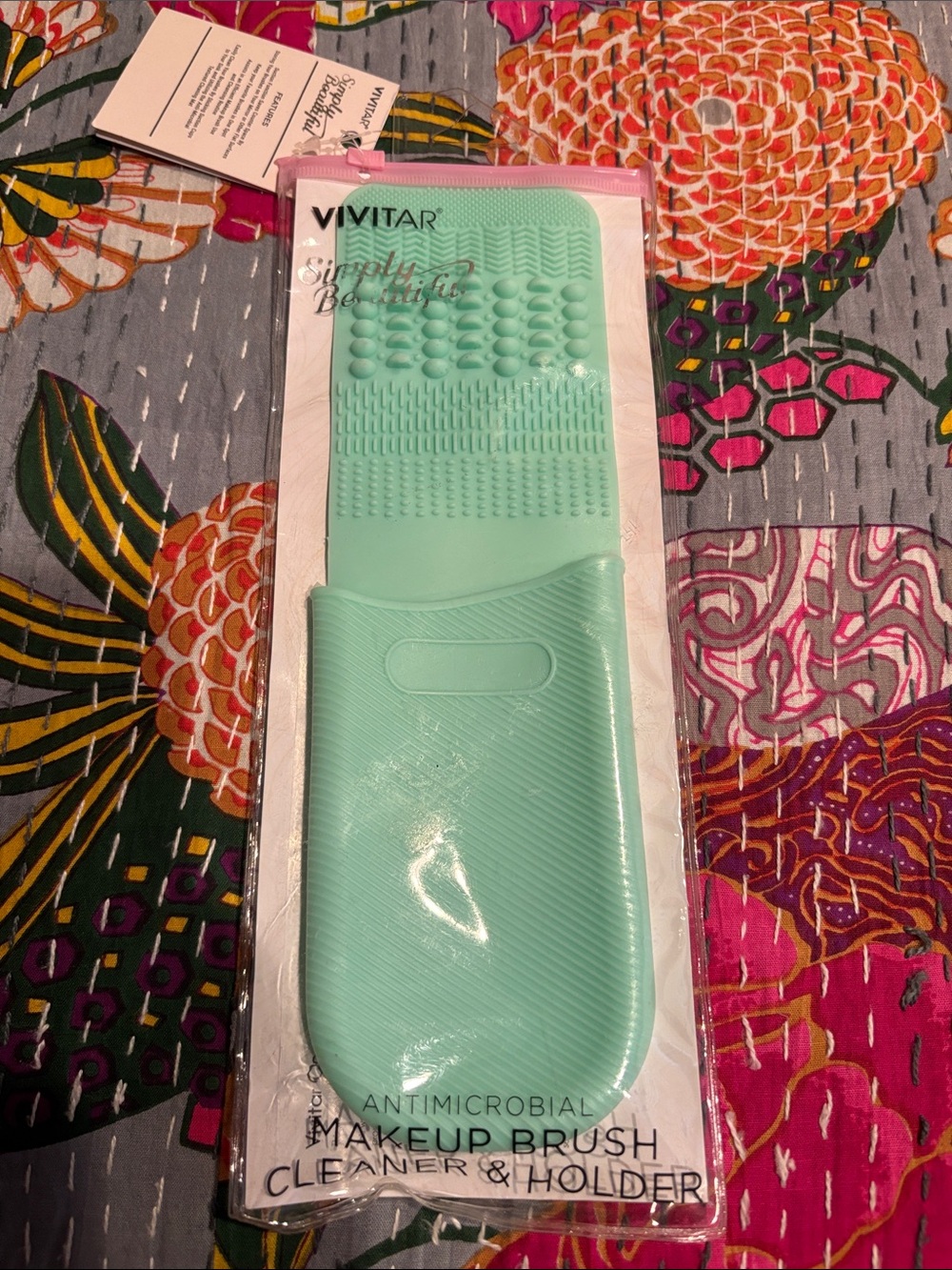 Vivitar Mint Green Antimicrobial Makeup Brush Cleaner & Holder